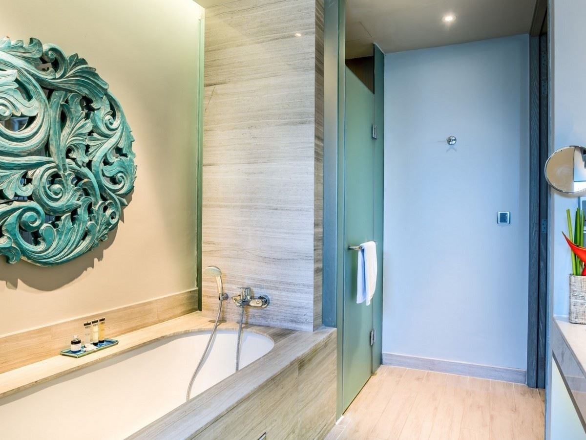 rooms-deluxe-child-sharing-bed