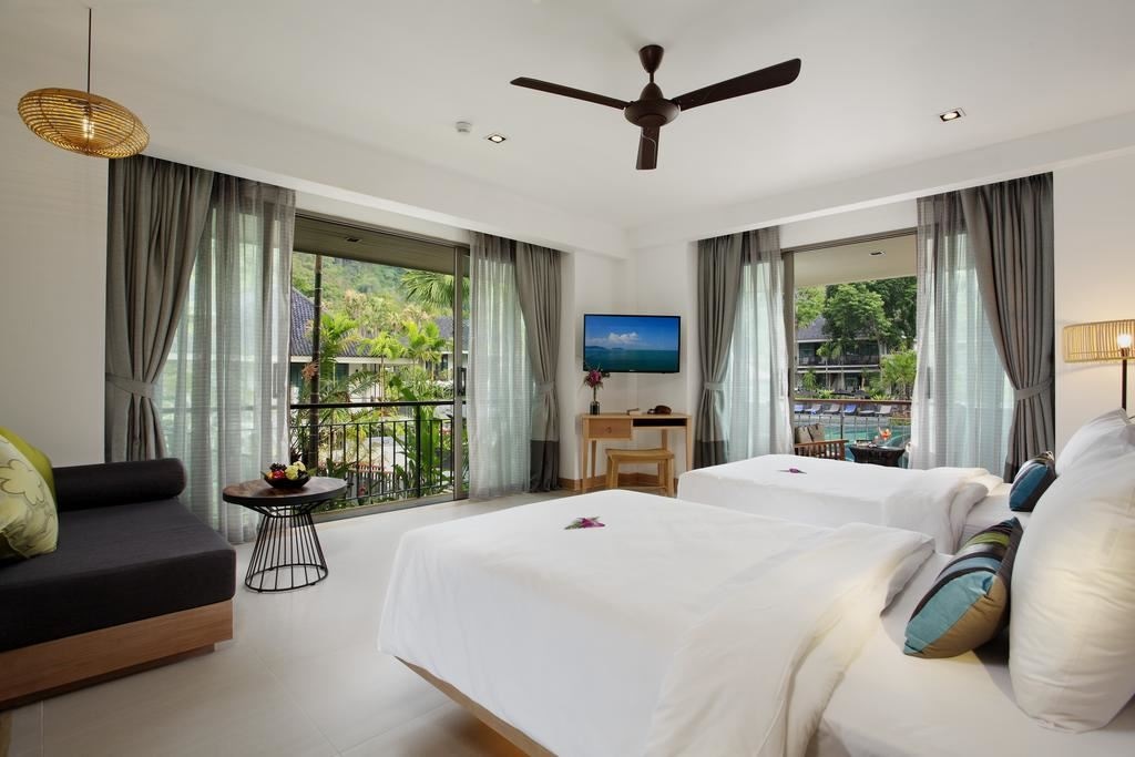 rooms-tropicana-superior-room