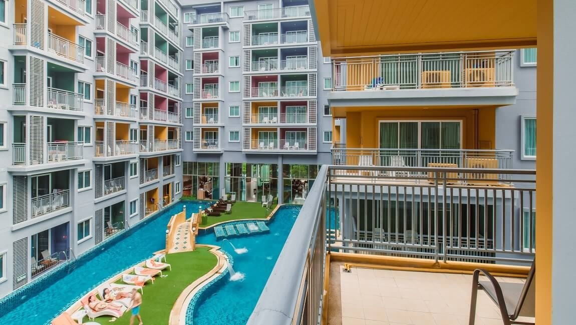 rooms-family-suite-pool-view