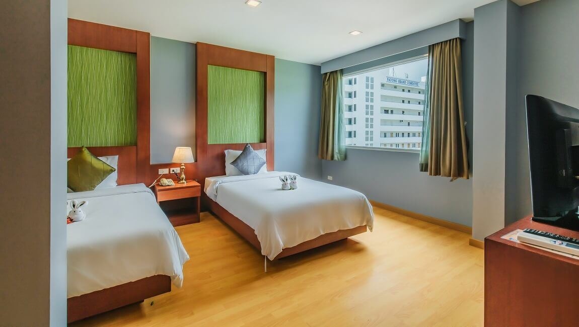 rooms-two-bedroom-suite-city-view