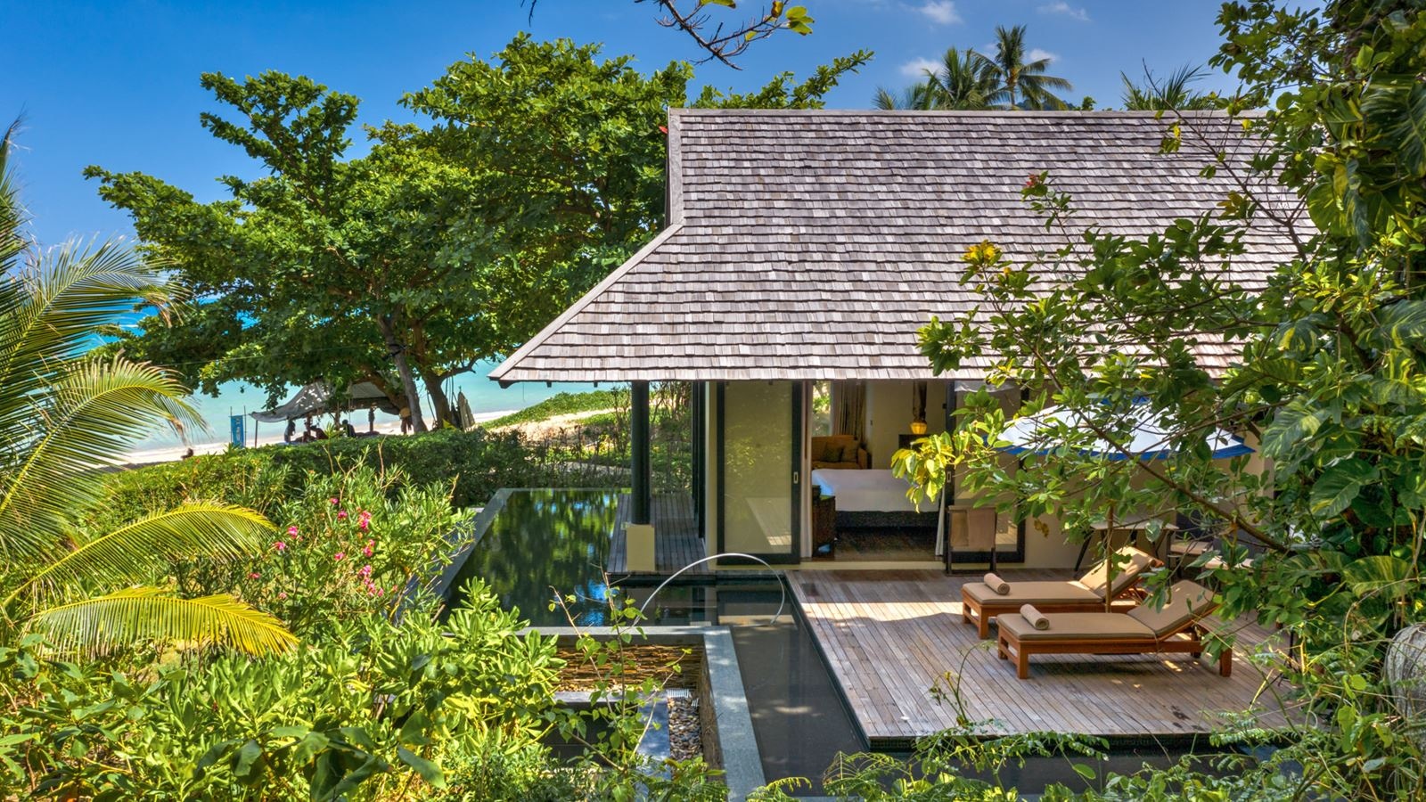 rooms-tropical-pool-villa