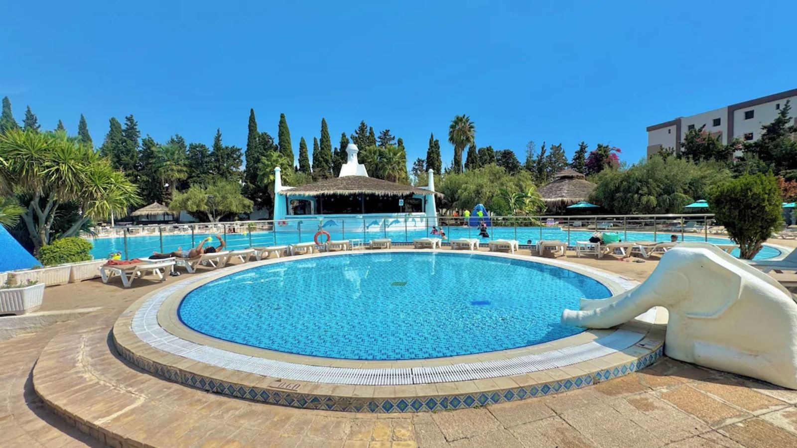 pools-outdoor-childrens-pool