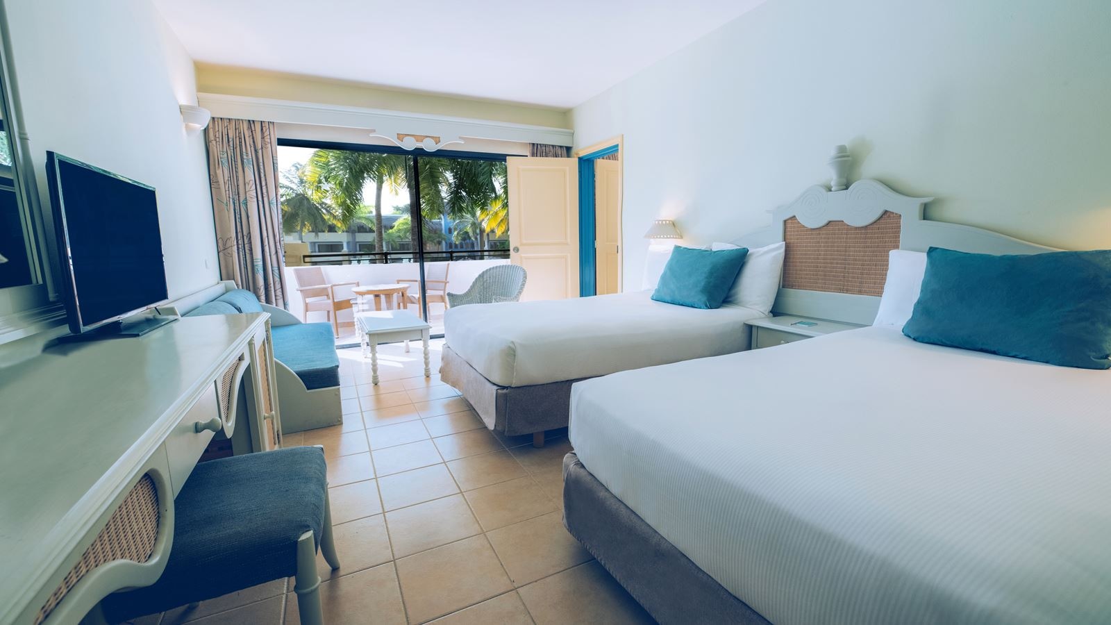 rooms-two-bedrooms-family