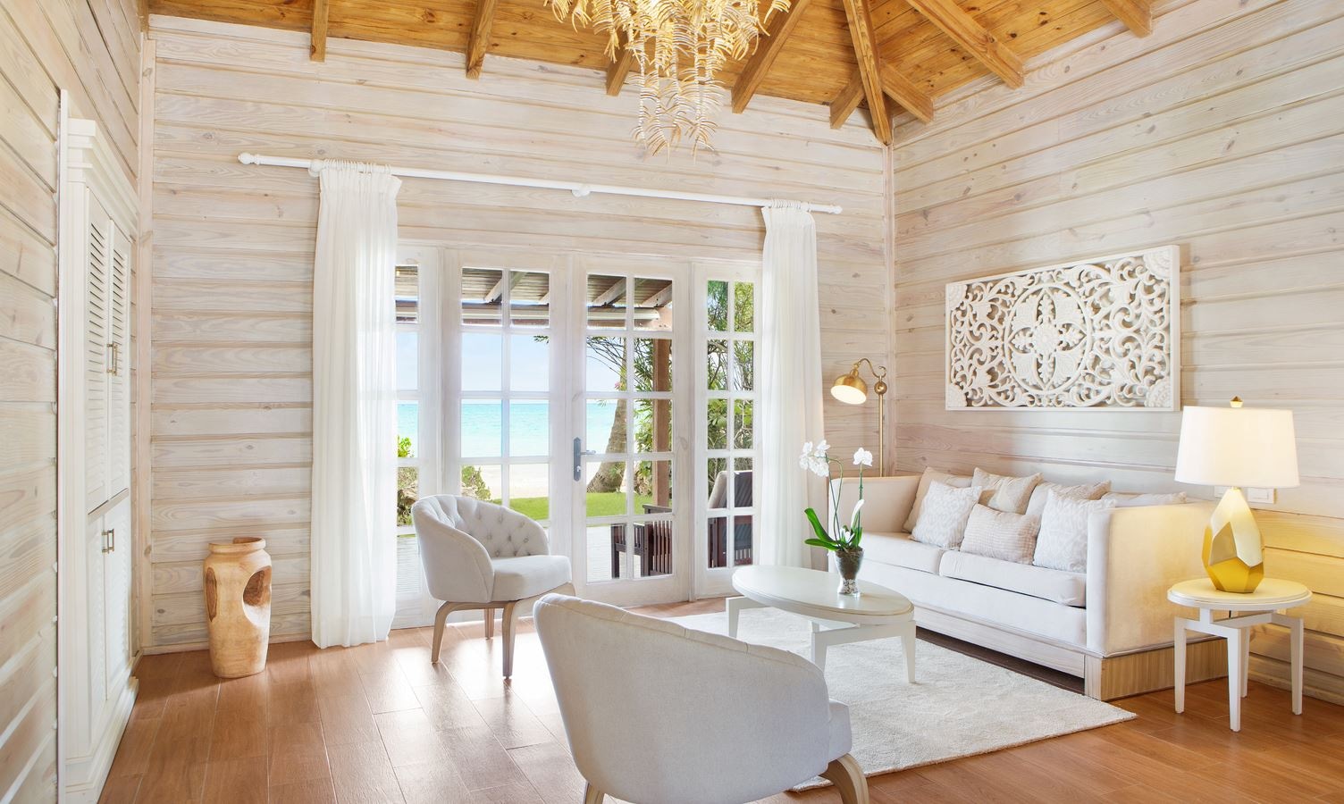 rooms-monarch-villa-ocean-front