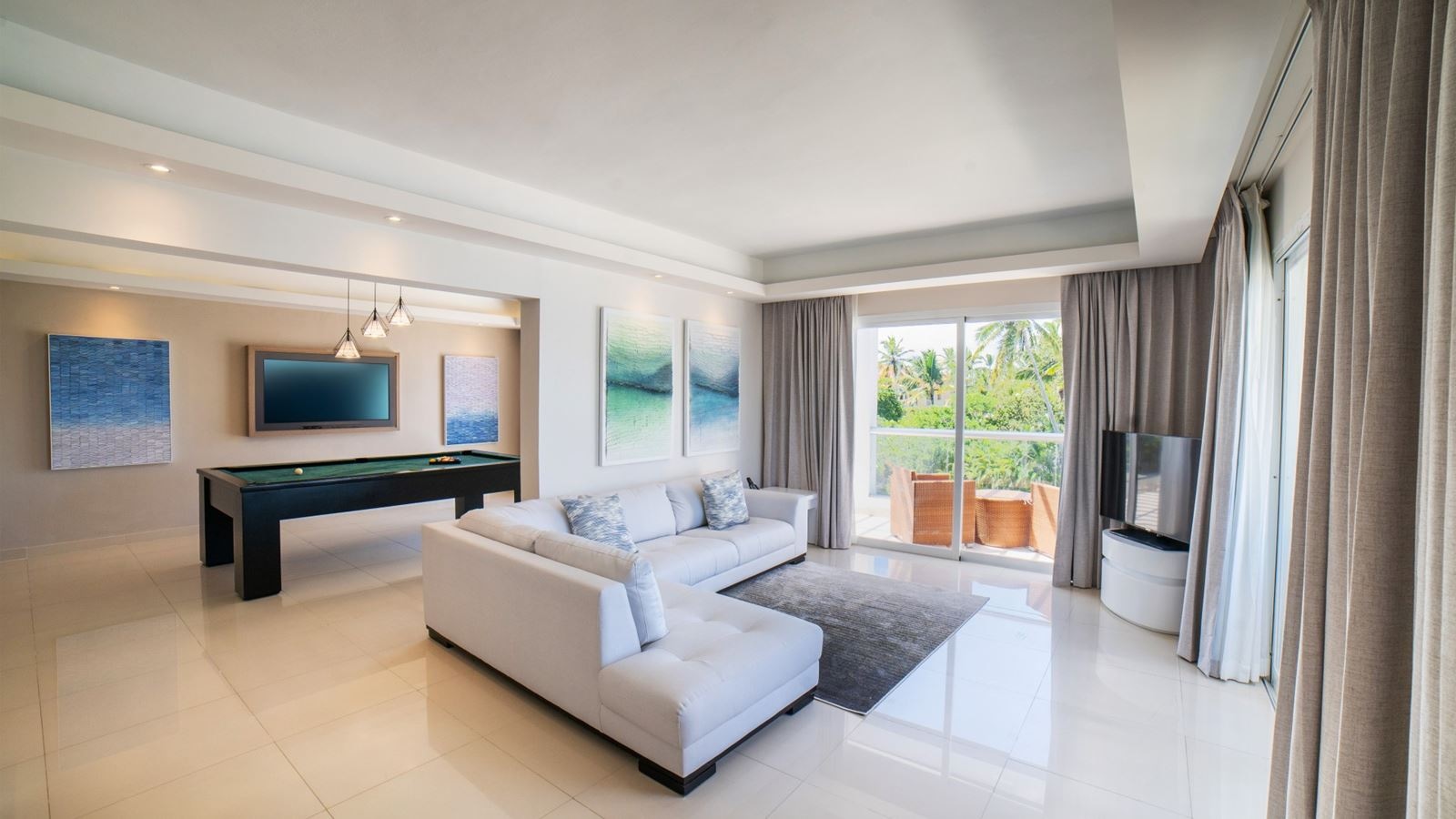 rooms-chairmans-two-bedroom-ocean-front-suite-diamond-club