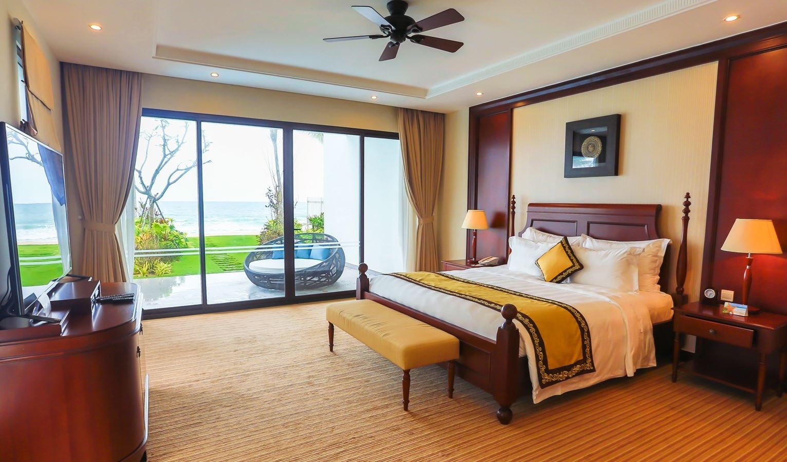 rooms-villa-3-bedroom-ocean-view-no-extra-bed