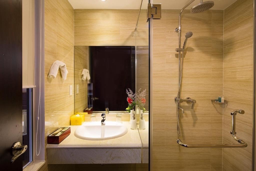 rooms-room-superior-double-with-window