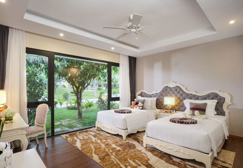 rooms-villa-4-bedroom-pool-view-no-extra-bed