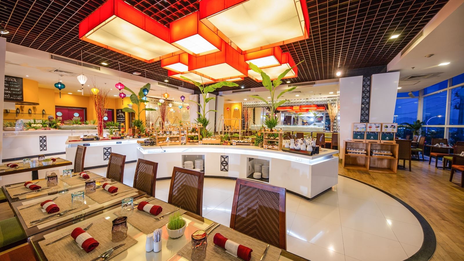 restaurants-the-square