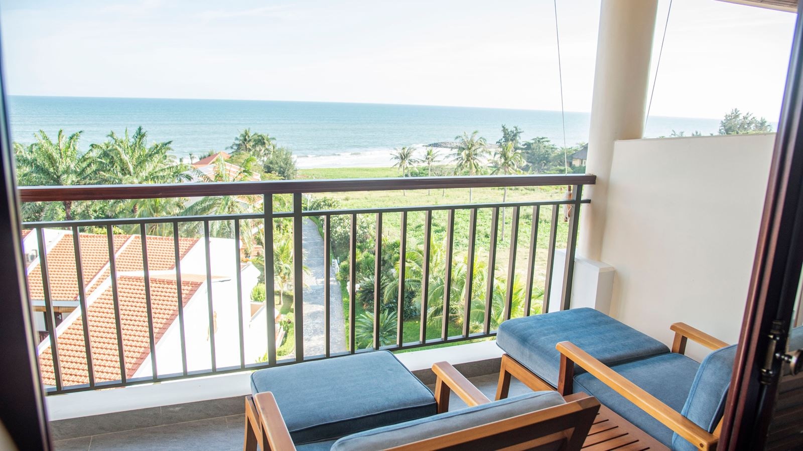 rooms-grand-deluxe-ocean-view