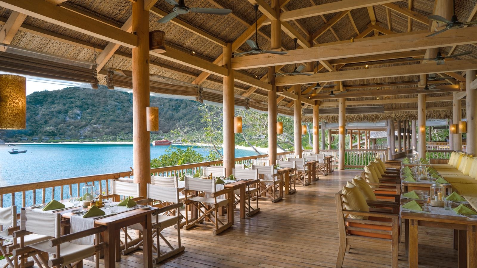 restaurants-dining-by-the-bay