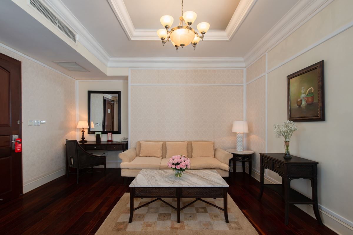 rooms-executive-suite-ocean-view-with-balcony