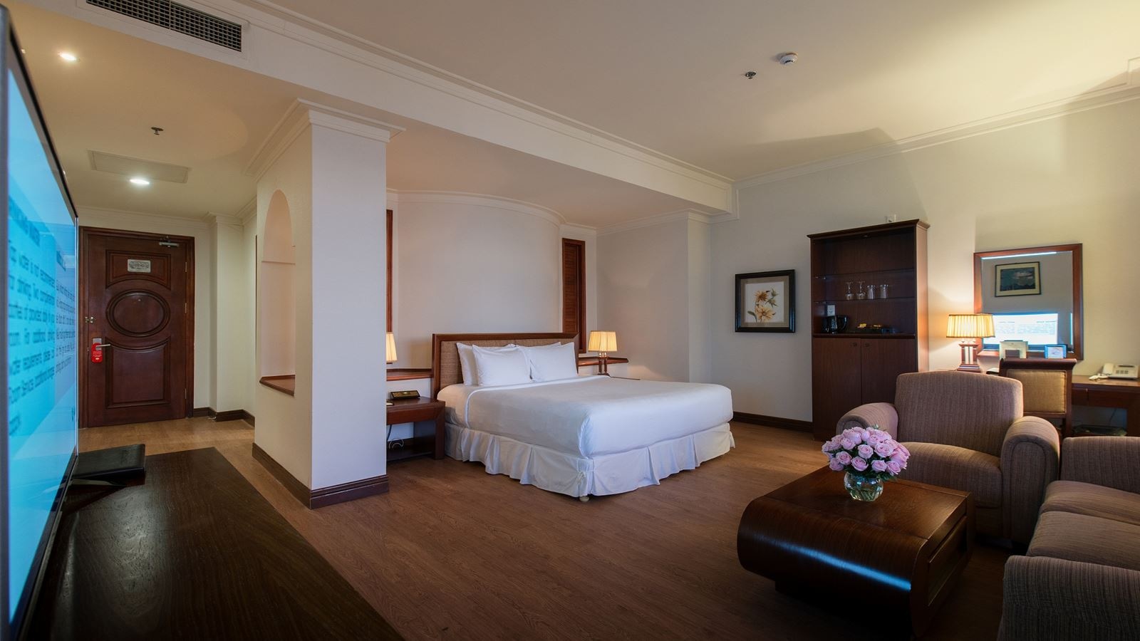 rooms-premium-deluxe-with-balcony-child-without-extra-bed