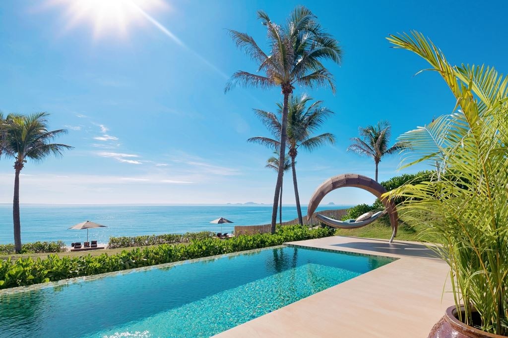 rooms-beachfront-pool-villa