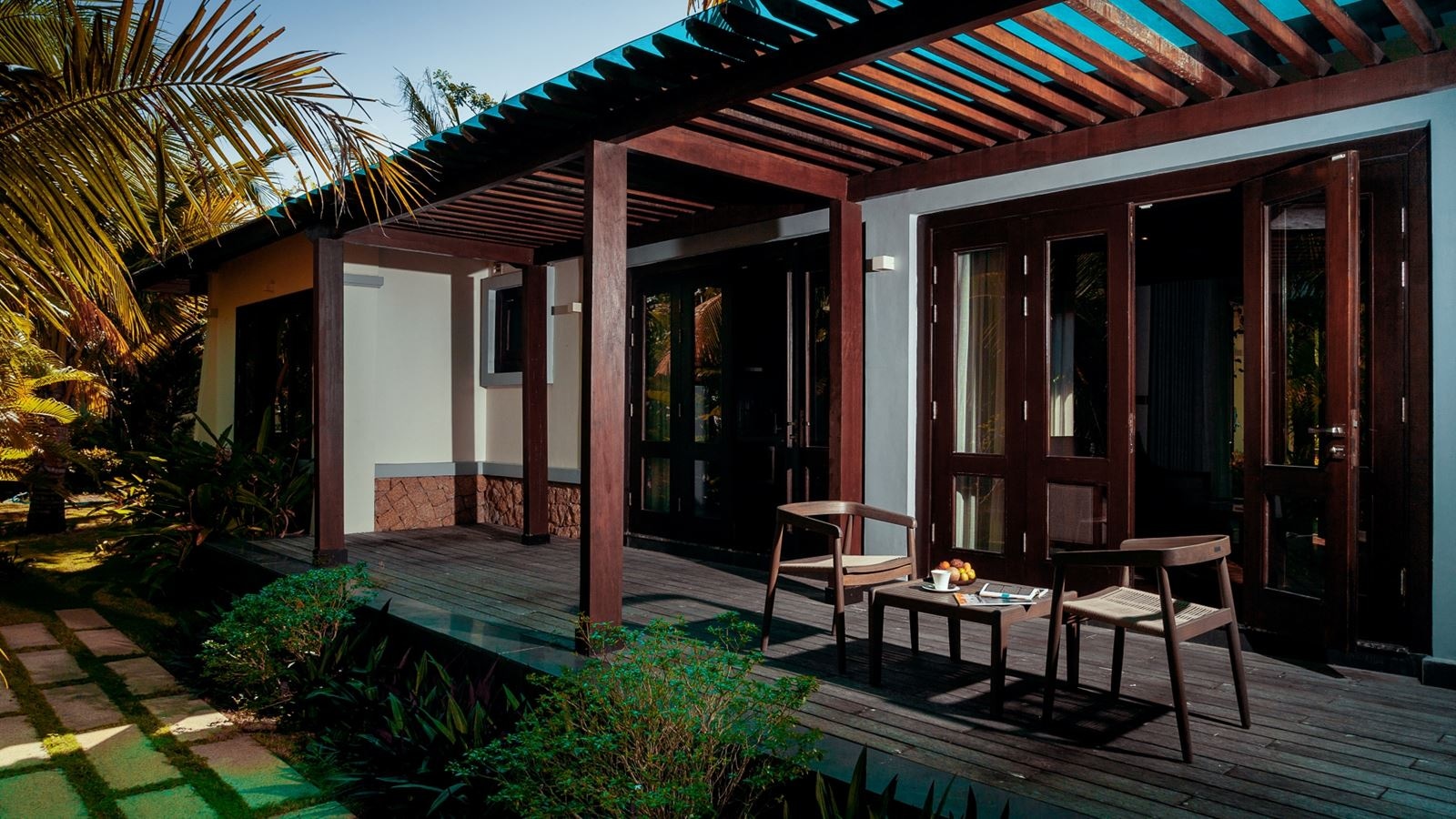 rooms-3bedroom-garden-villa