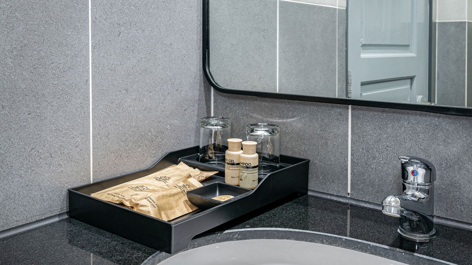 rooms-deluxe-city-view