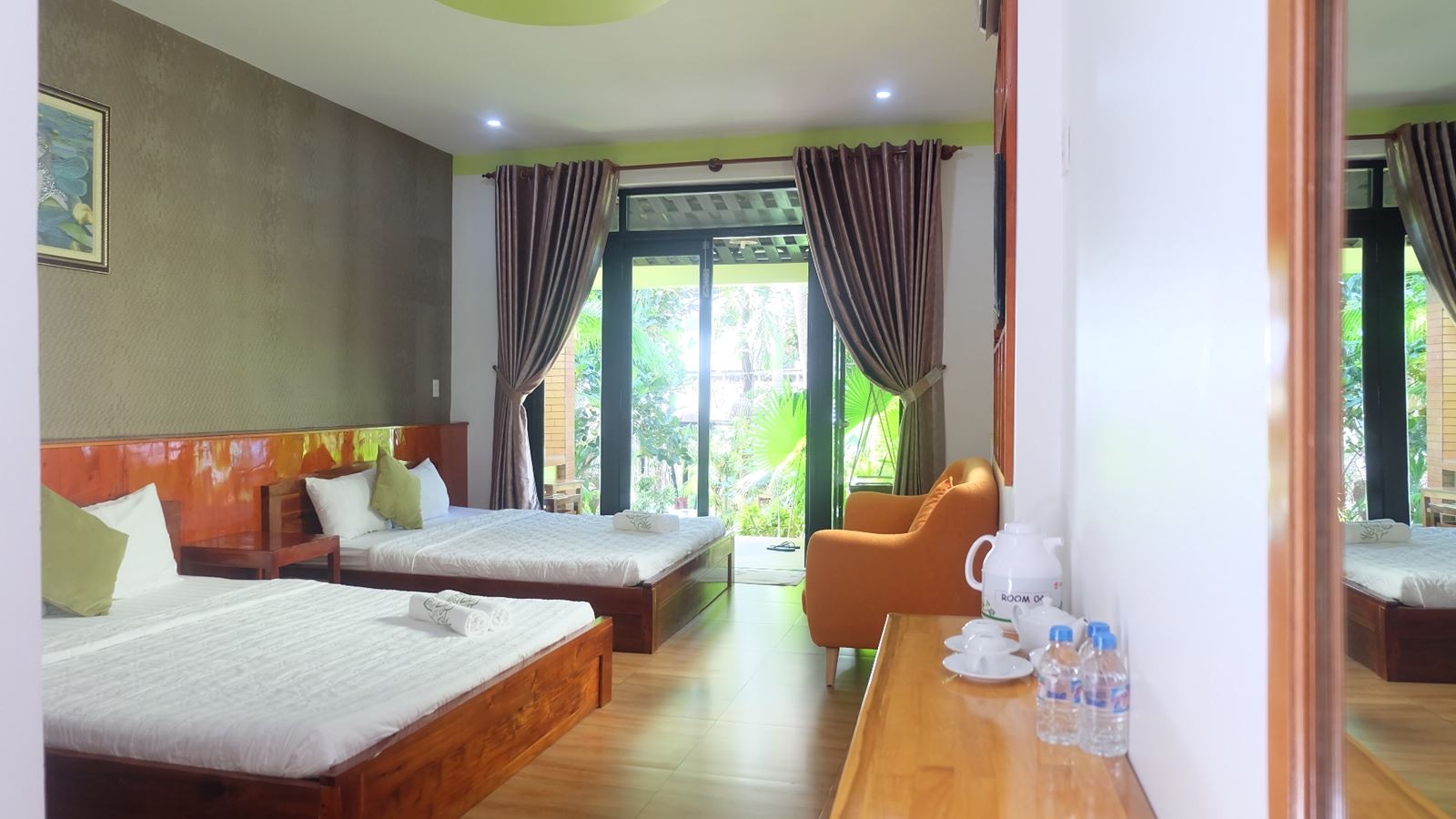 rooms-bungalow-triple-with-terrace