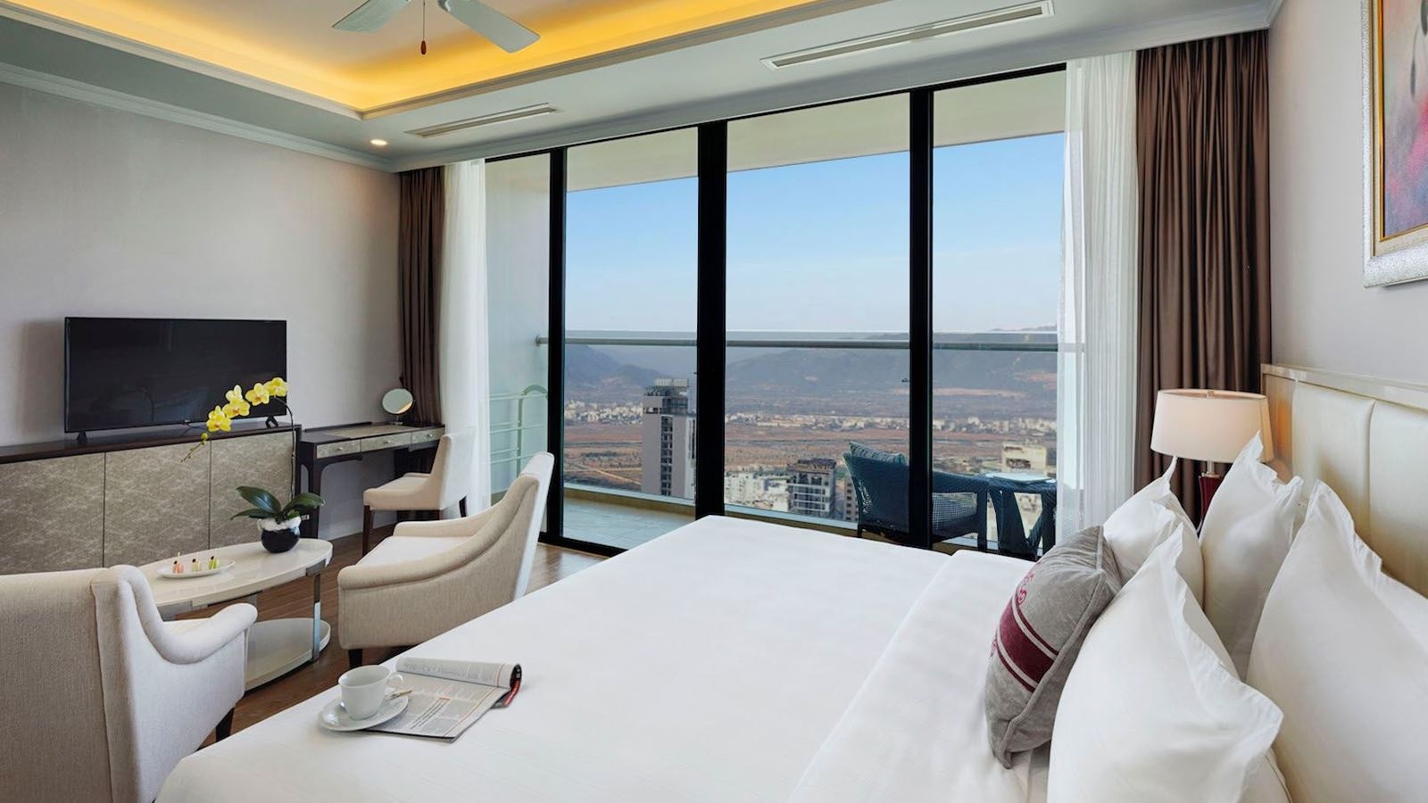 rooms-studio-city-view-child-without-extra-bed