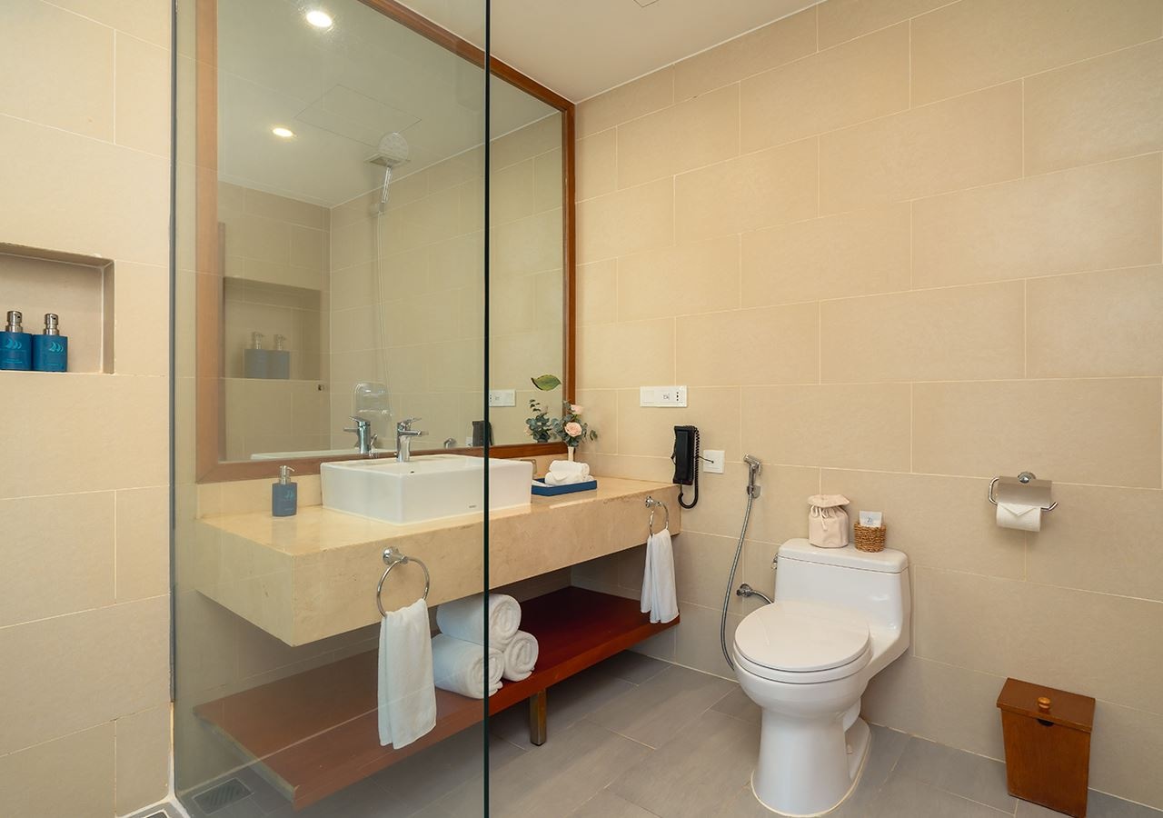 rooms-senior-deluxe-triple-no-extra-bed