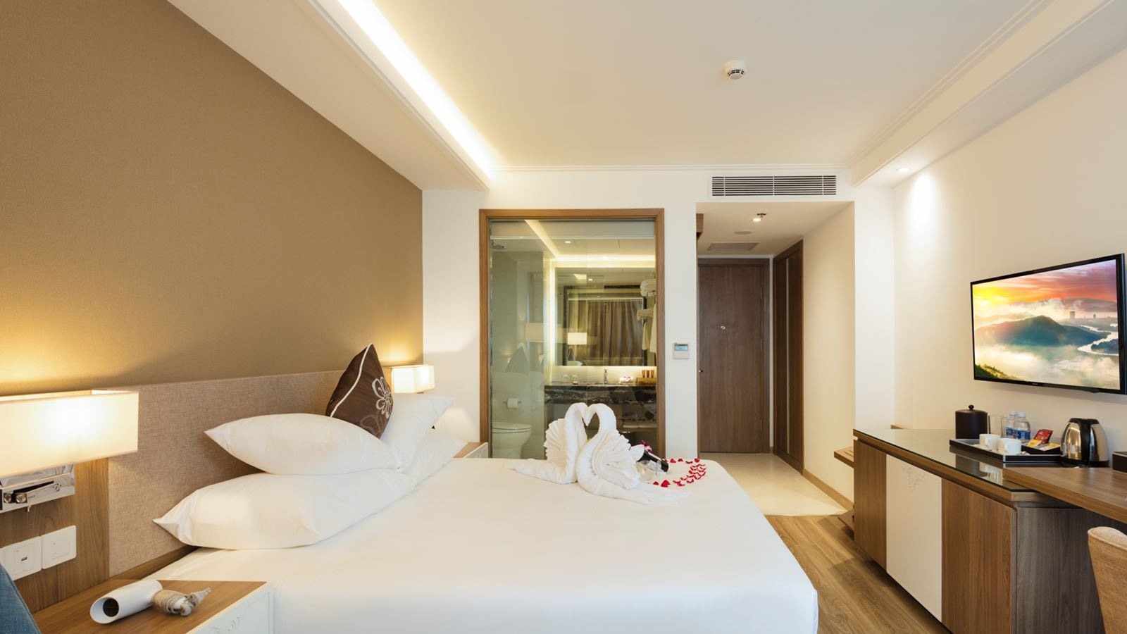 rooms-senior-deluxe-sea-view-child-without-extra-bed