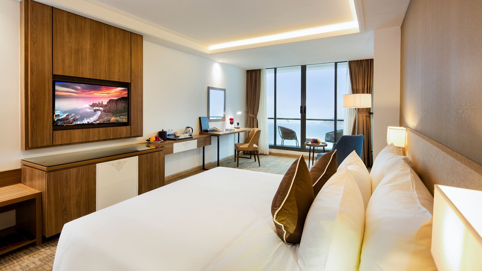 rooms-premier-deluxe-ocean-view-with-balcony-child-without-extra-bed