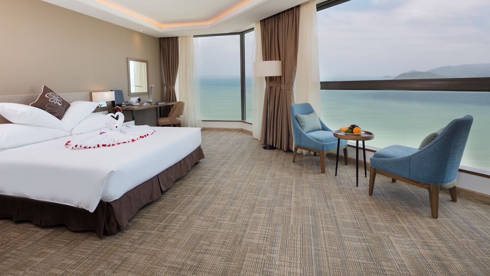 rooms-comodo-suite-panaroma