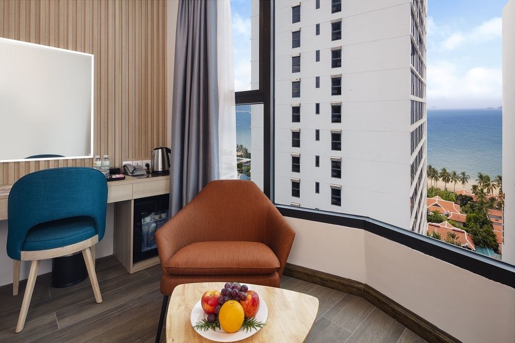 rooms-executive-partial-seaview-triple