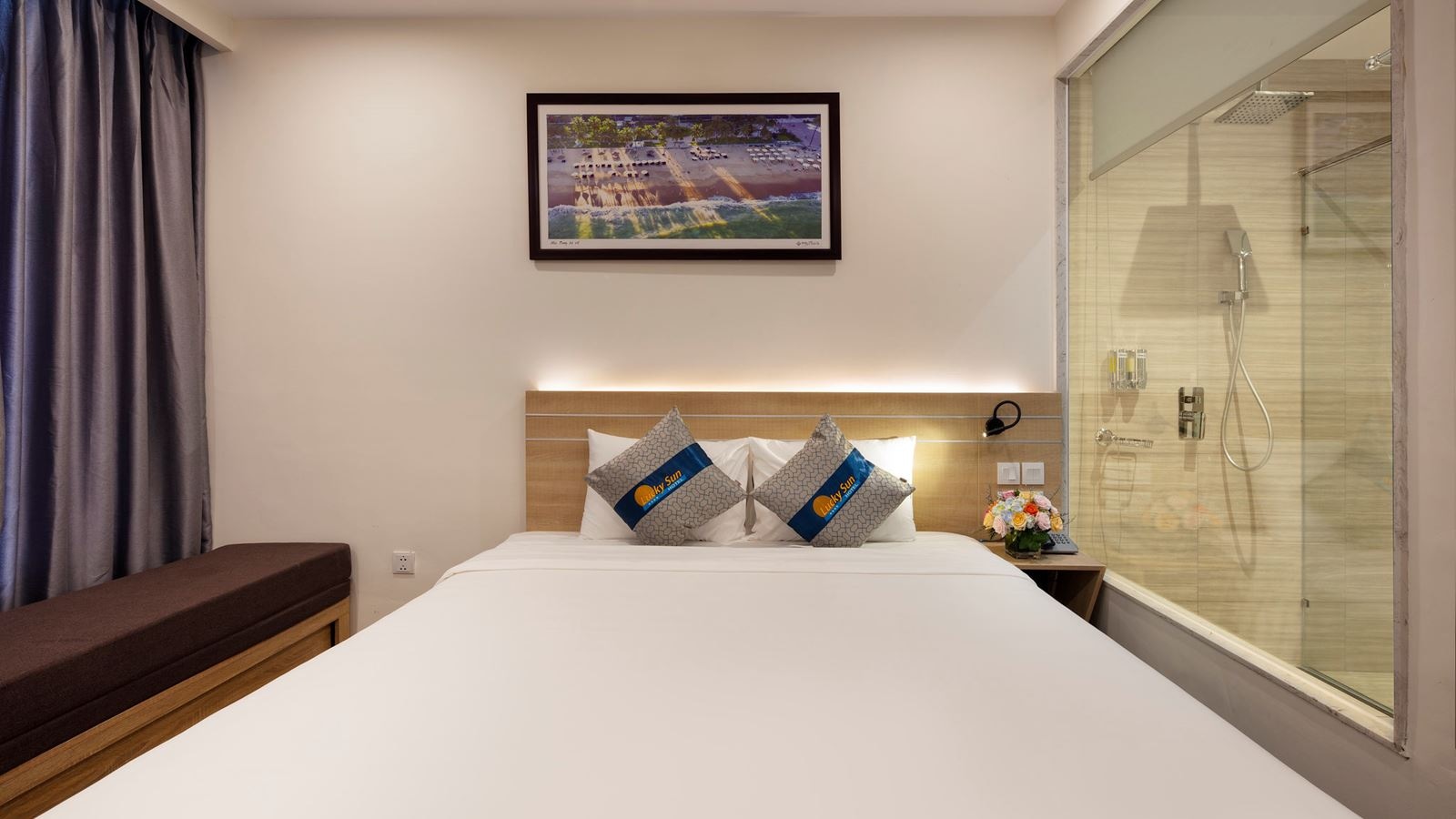 rooms-deluxe-cityview