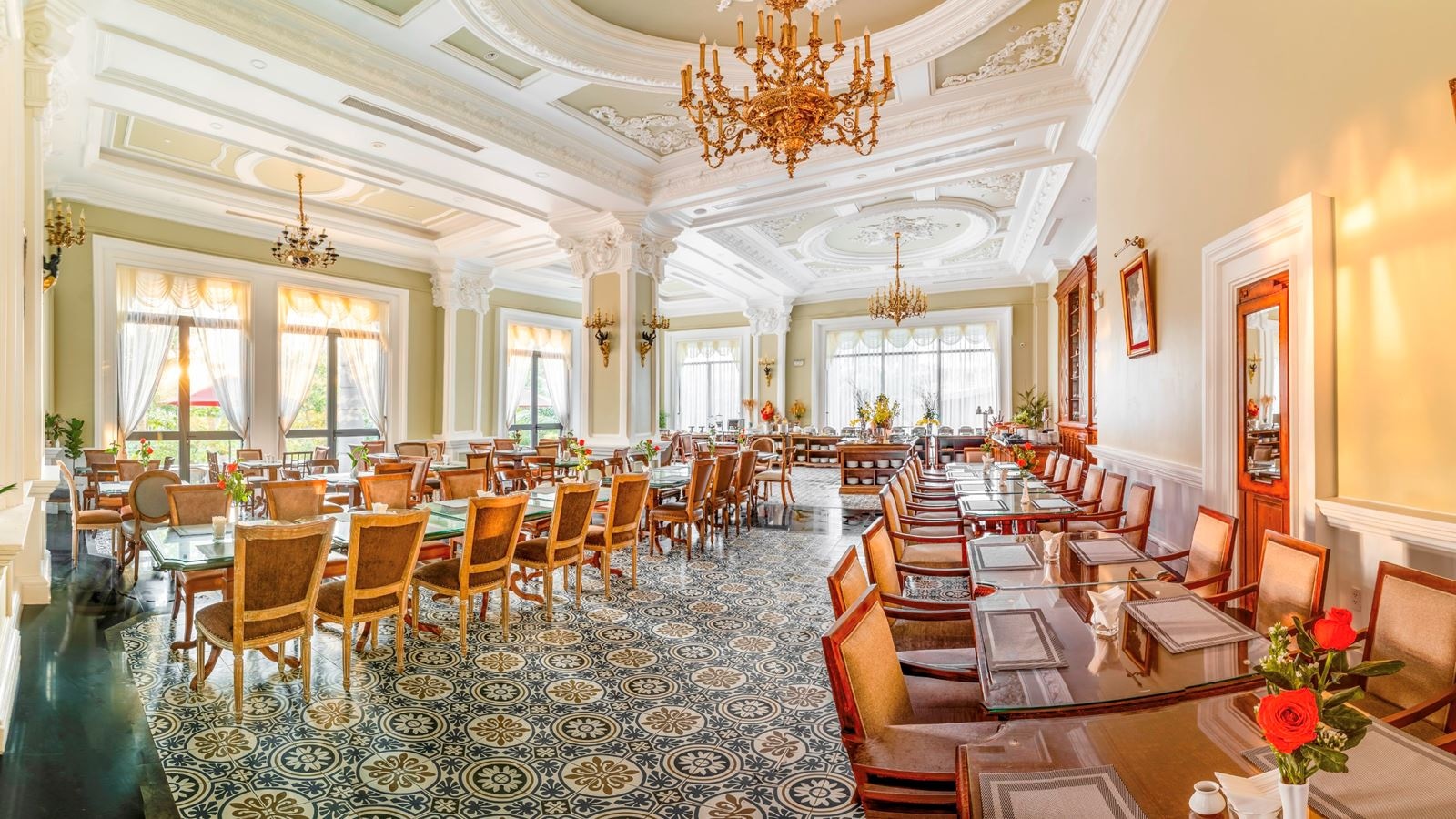 restaurants-avs-restaurant