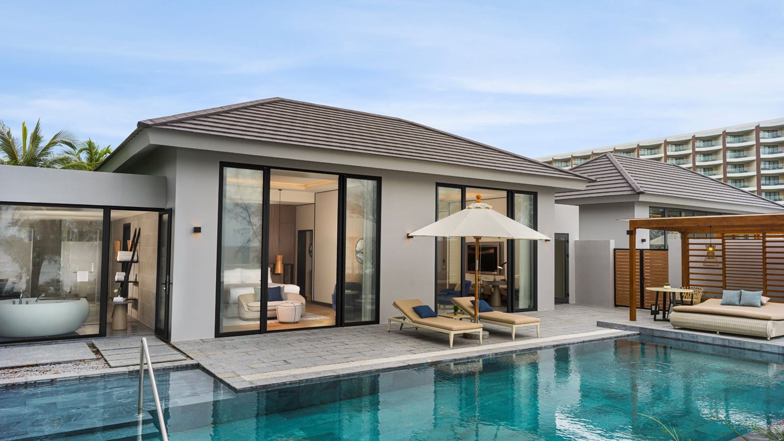 rooms-one-bedroom-beachfront-villa