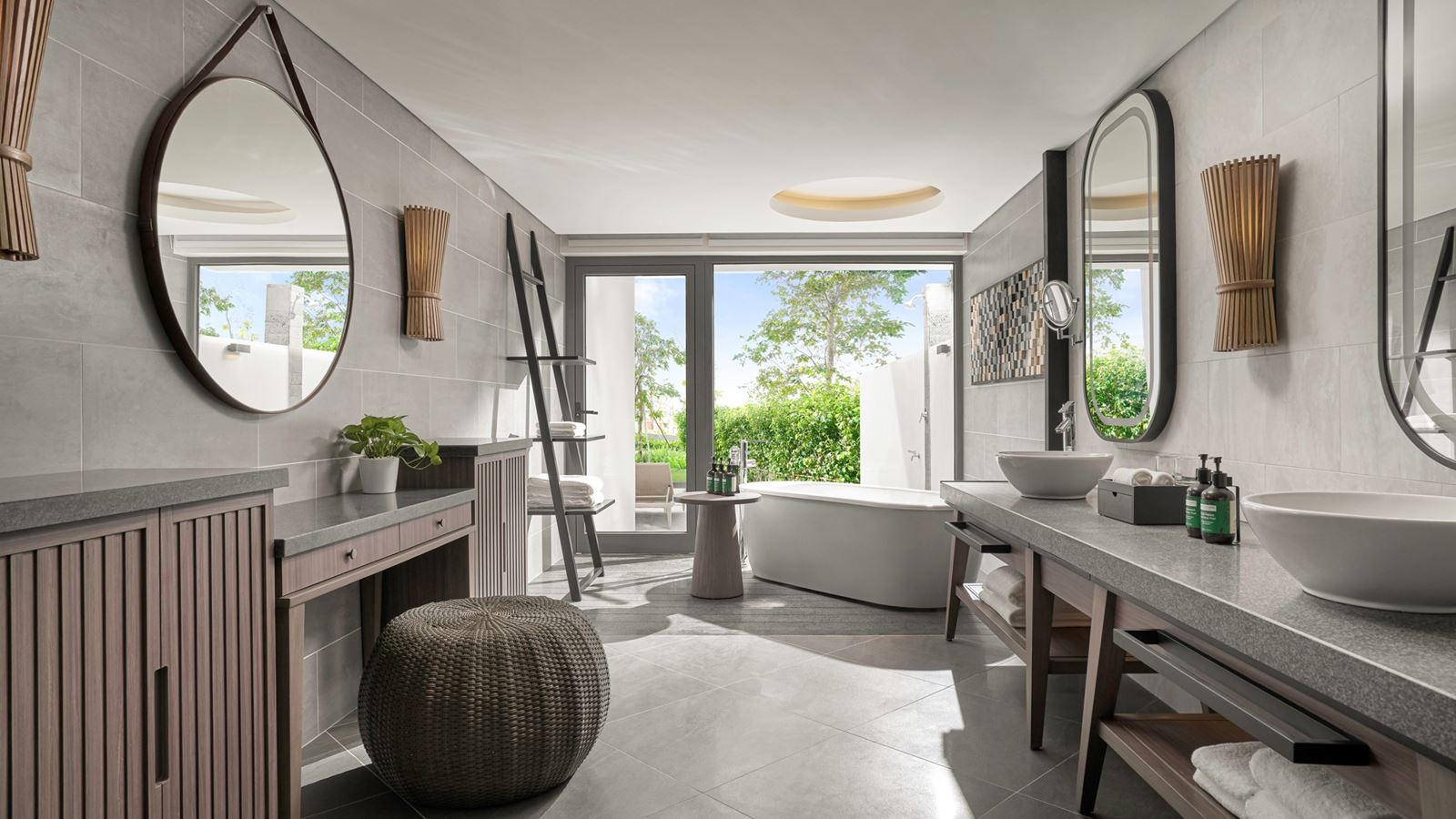 rooms-1-bedroom-villa