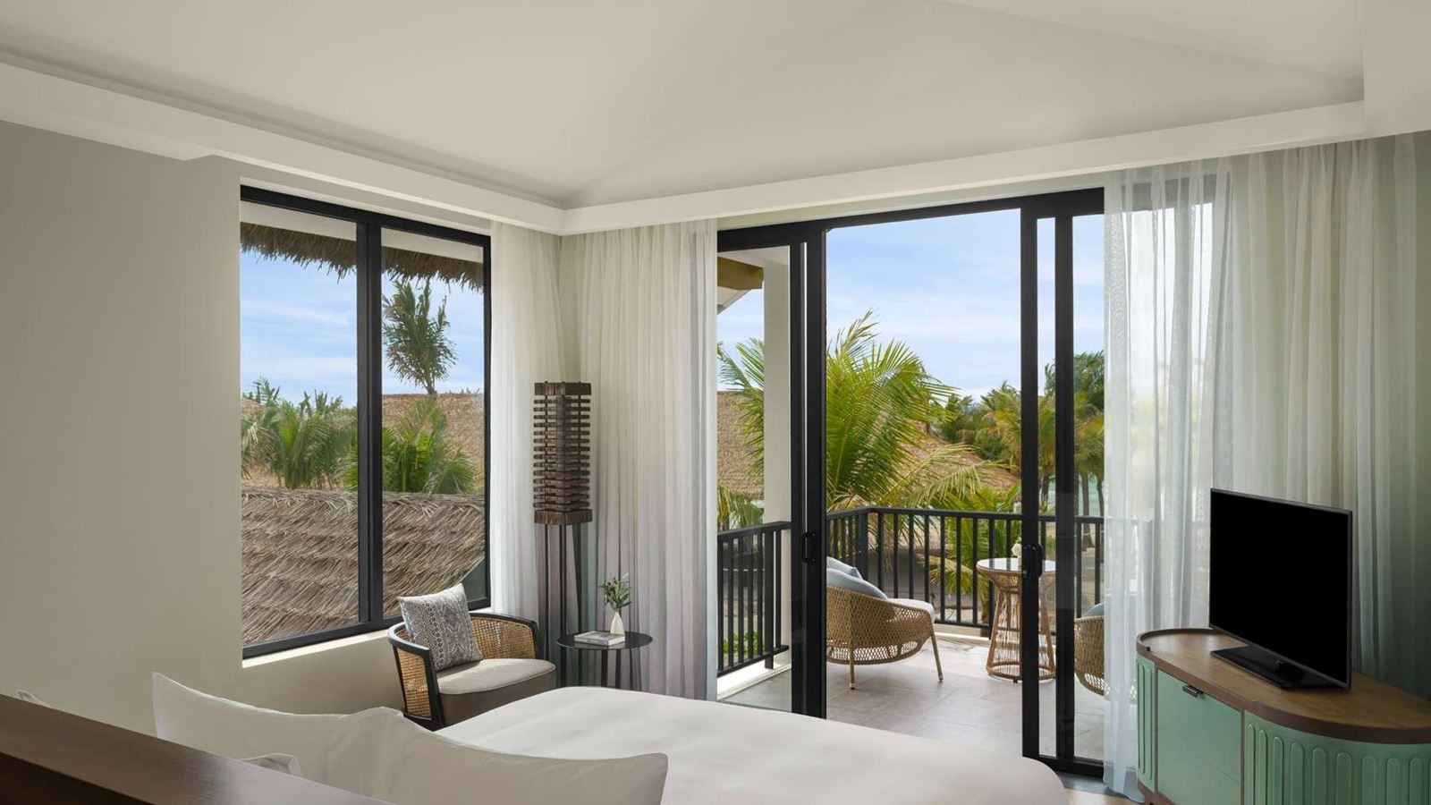 rooms-4bedroom-presidential-pool-villa-child-without-extra-bed