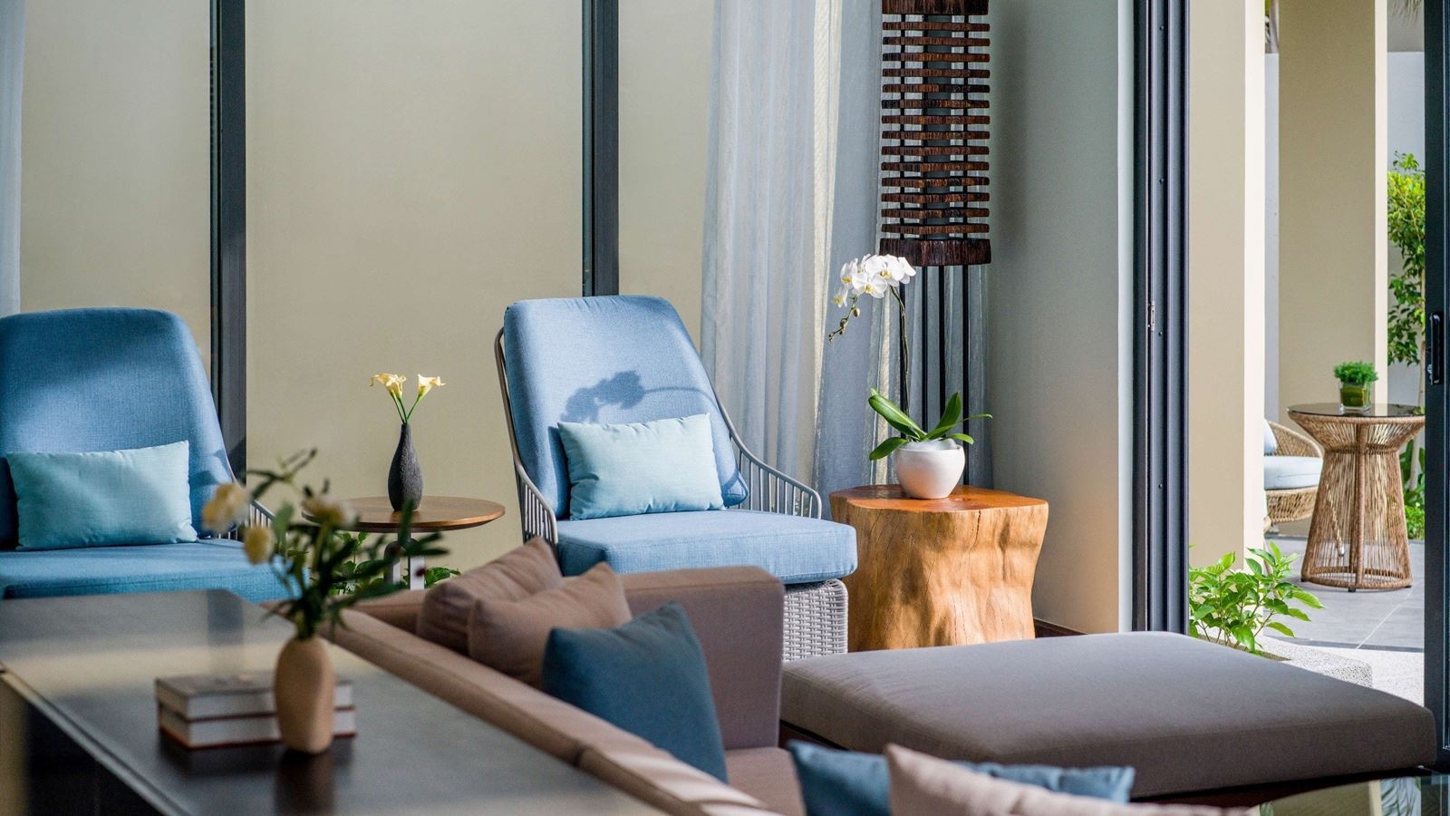 rooms-4bedroom-presidential-pool-villa-child-without-extra-bed