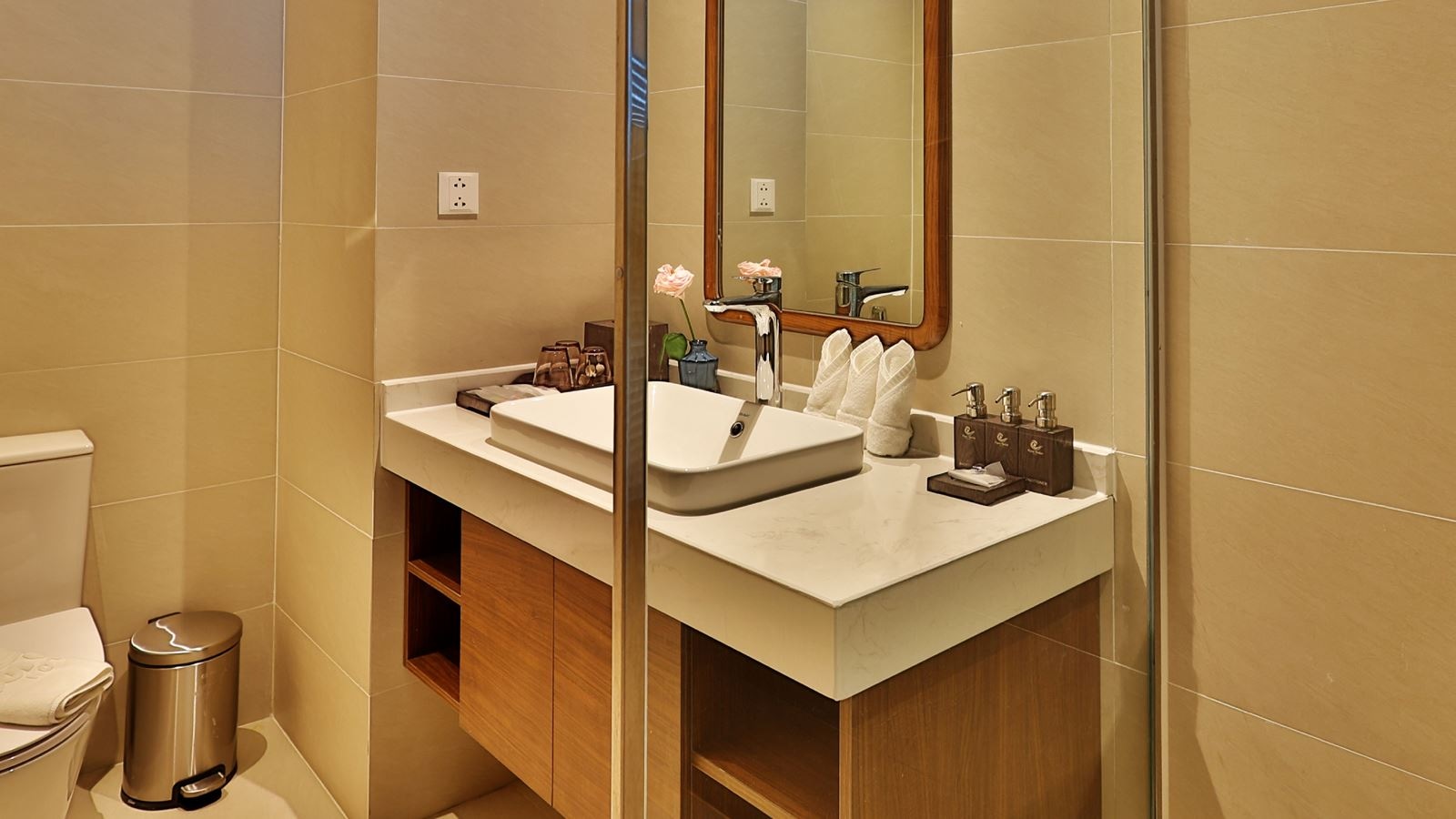 rooms-premier-deluxe-seaview-with-balcony-child-without-extra-bed