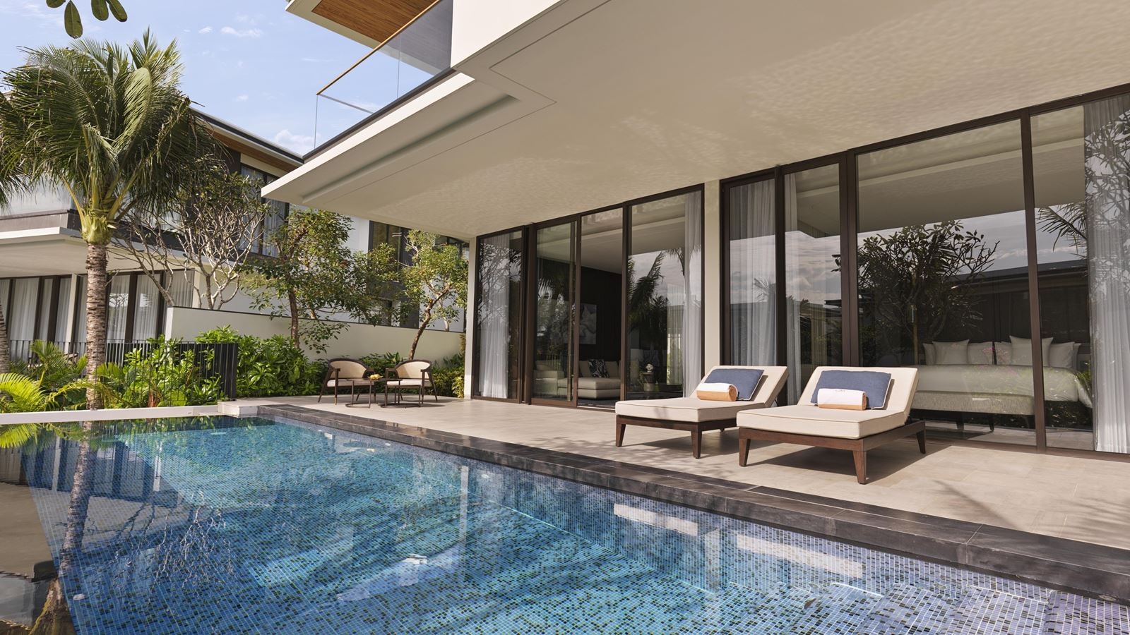 rooms-lush-villa-1-bedroom