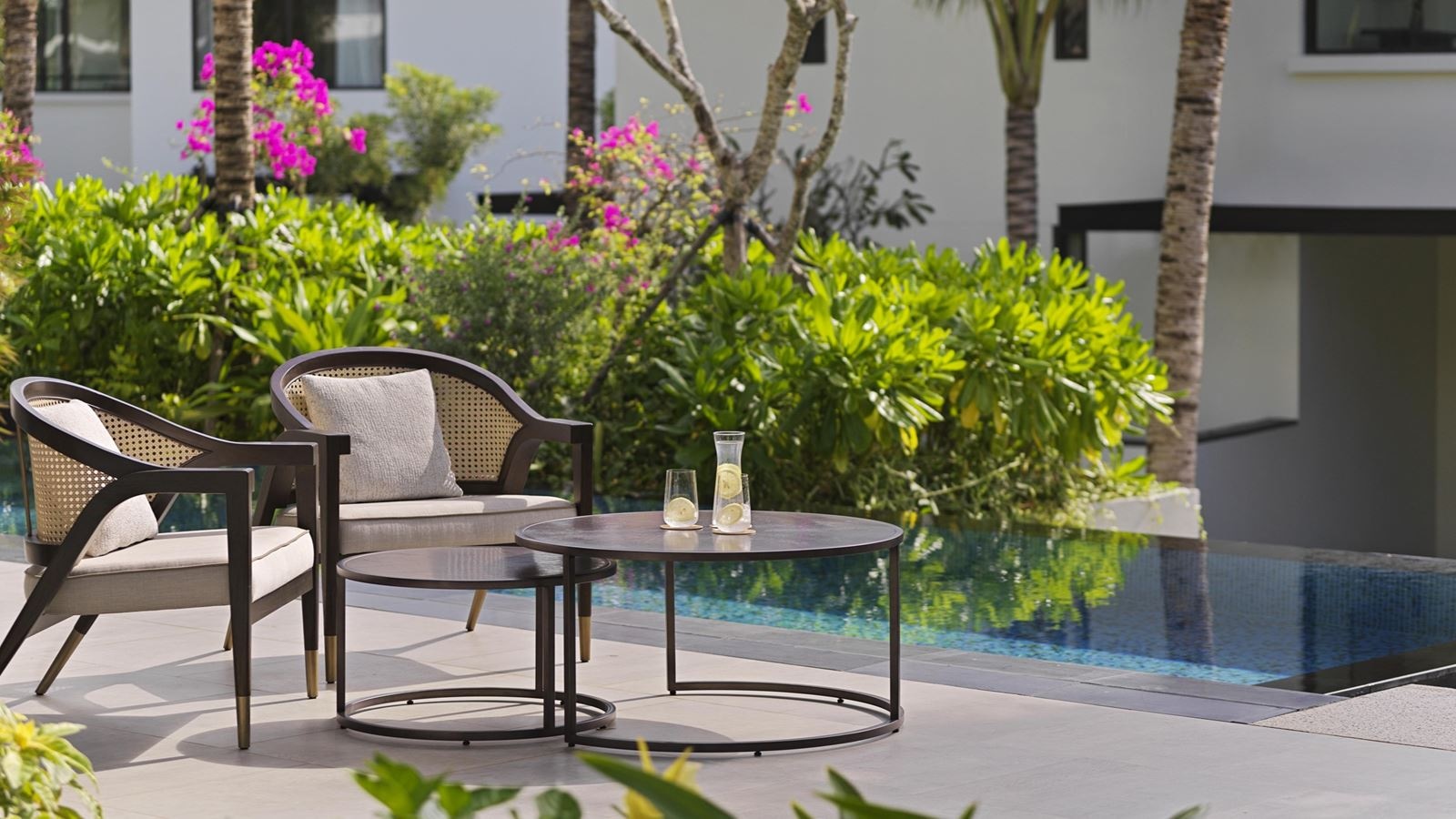 rooms-lush-villa-3-bedrooms