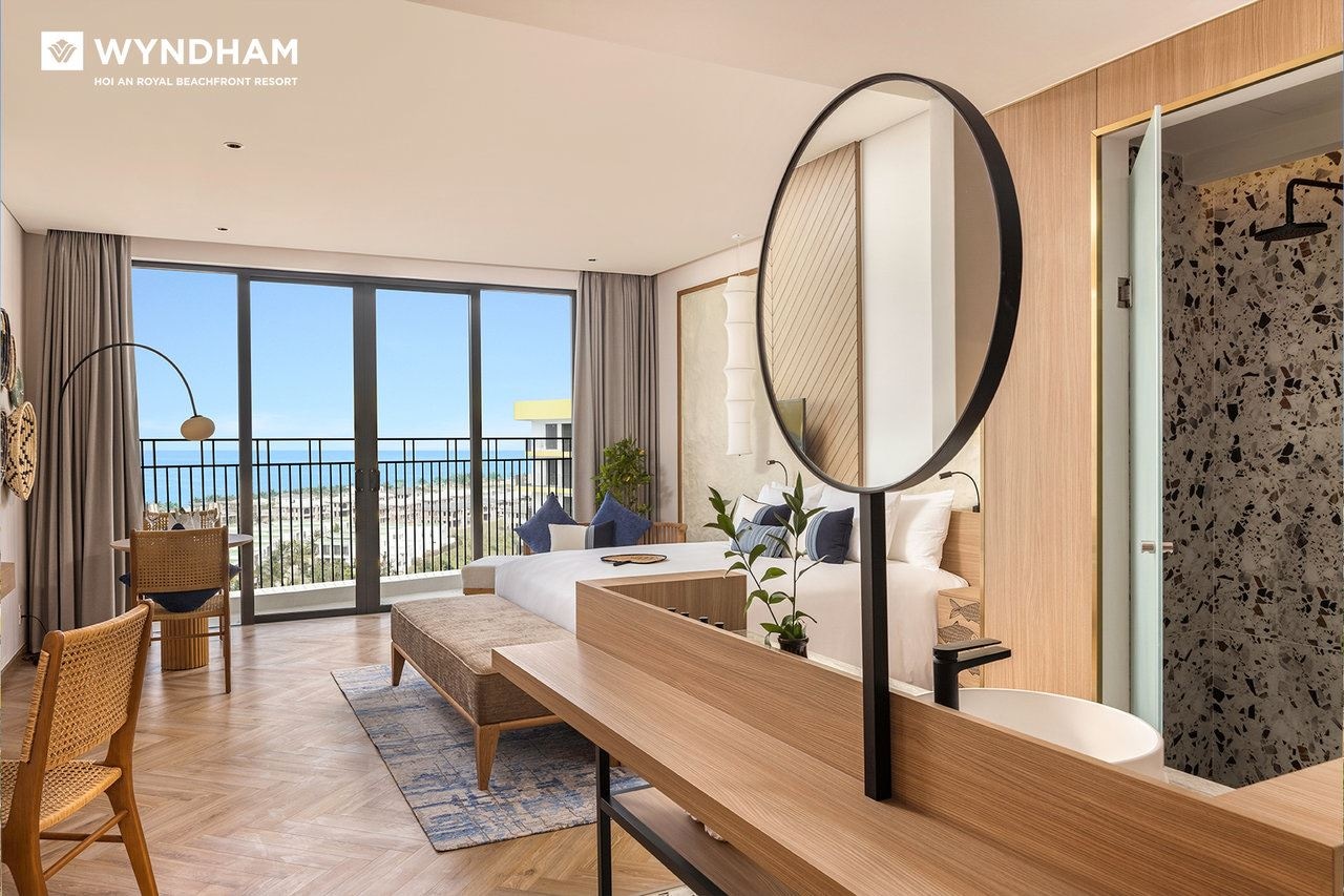 rooms-three-bedroom-pool-villa-beachfront