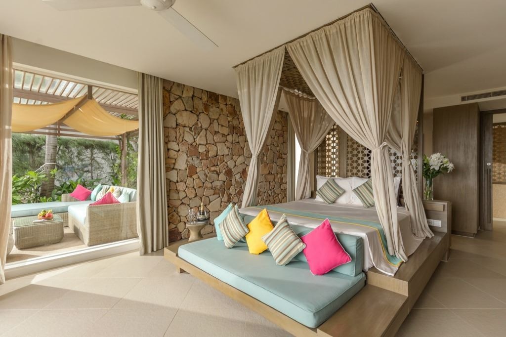 rooms-beachfront-villa