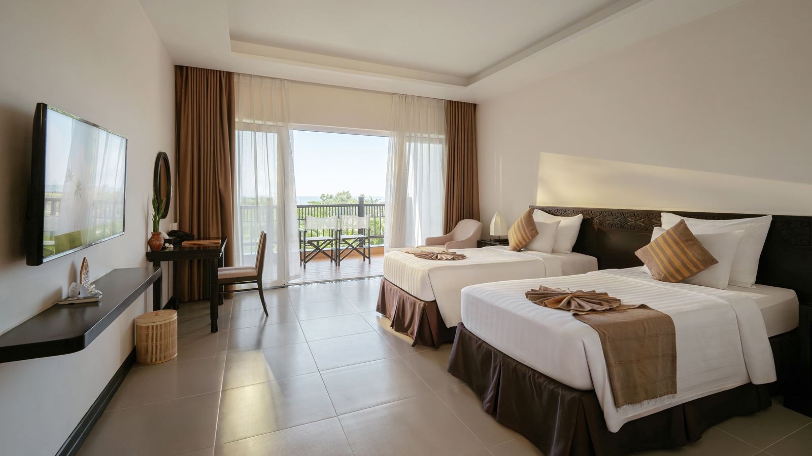 rooms-deluxe-garden-view-balcony-child-without-extra-bed