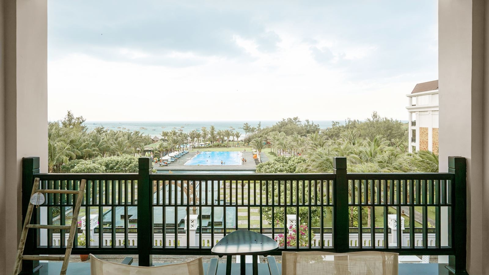 rooms-ocean-panorama-balcony-child-without-extra-bed