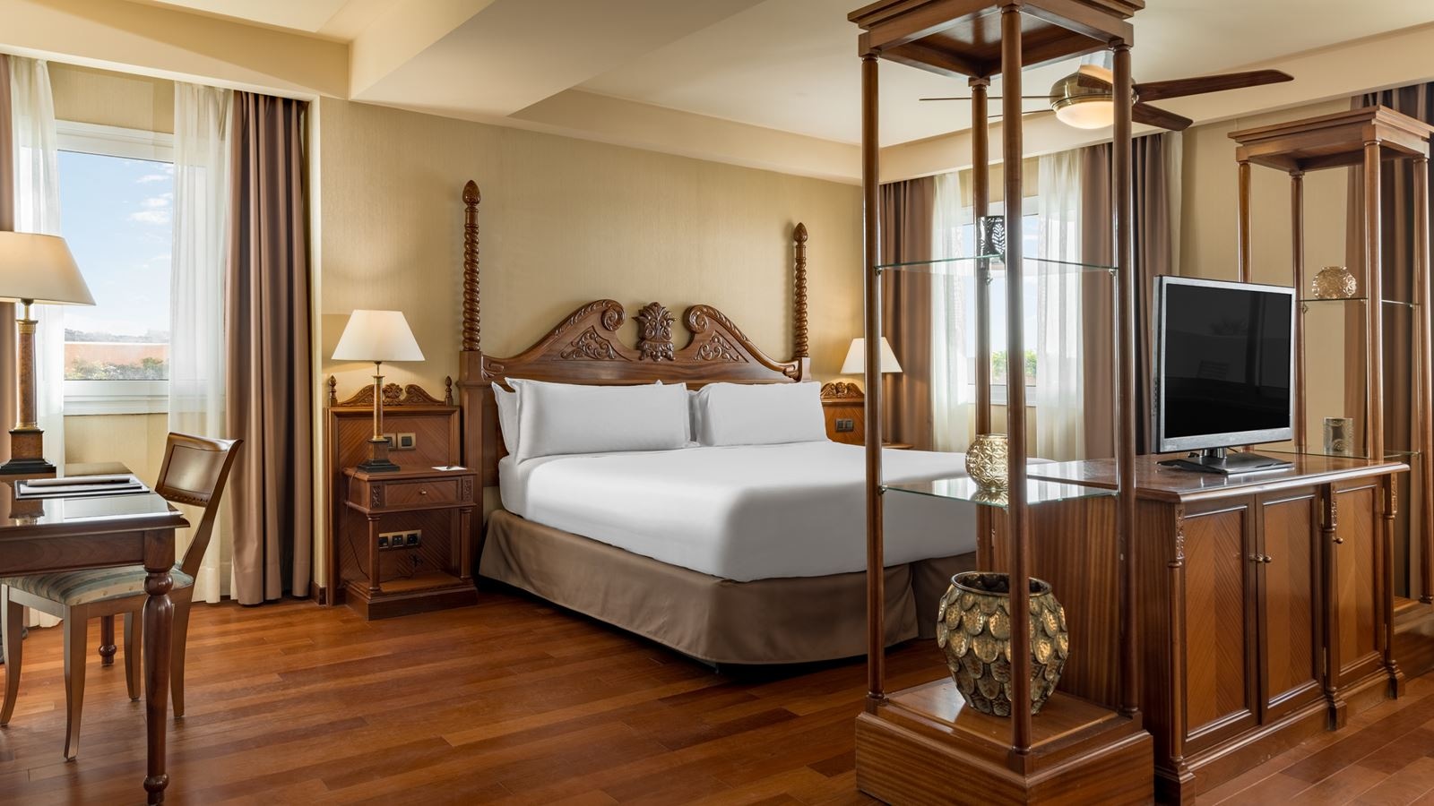 rooms-junior-suite-family-premium-sea-view-balcony-or-terrace