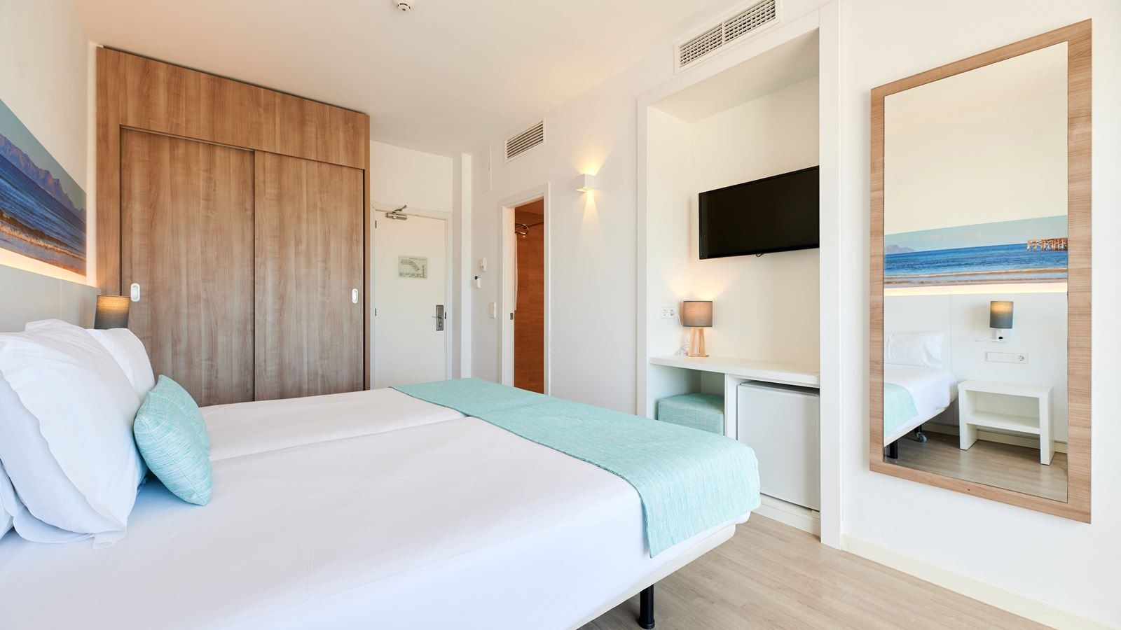 rooms-double-room-balcony-or-terrace