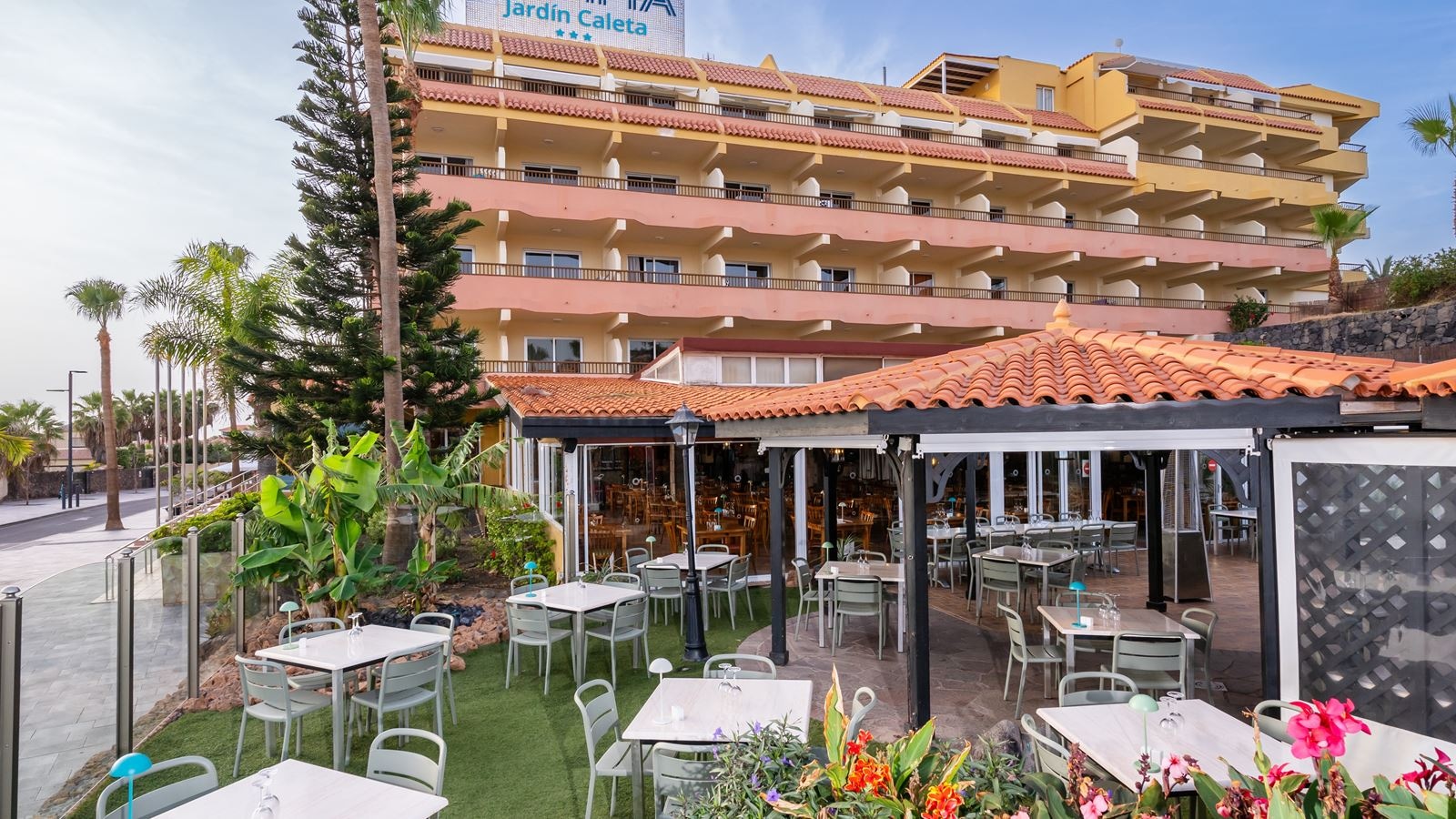 restaurants-buffet-restaurant