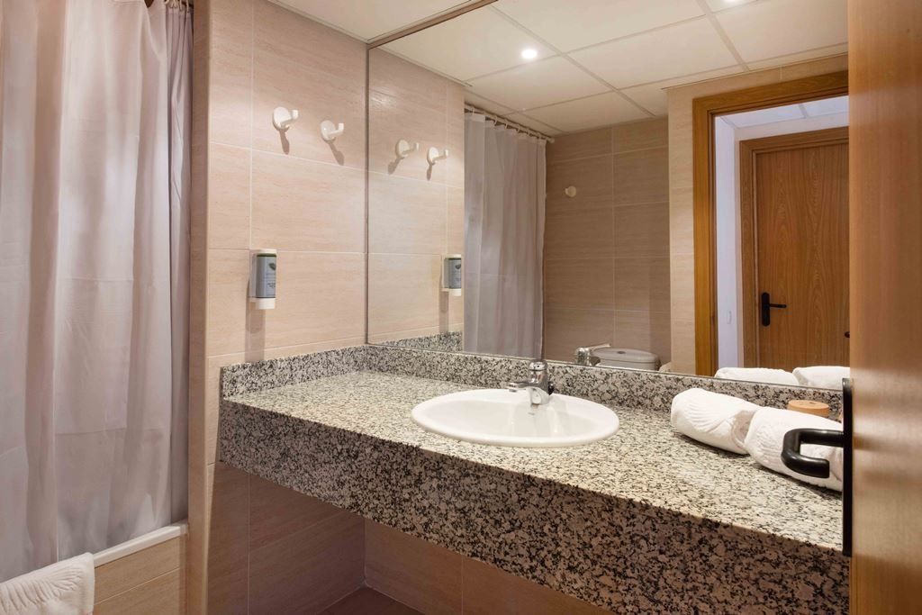 rooms-am--apartment-sea-view