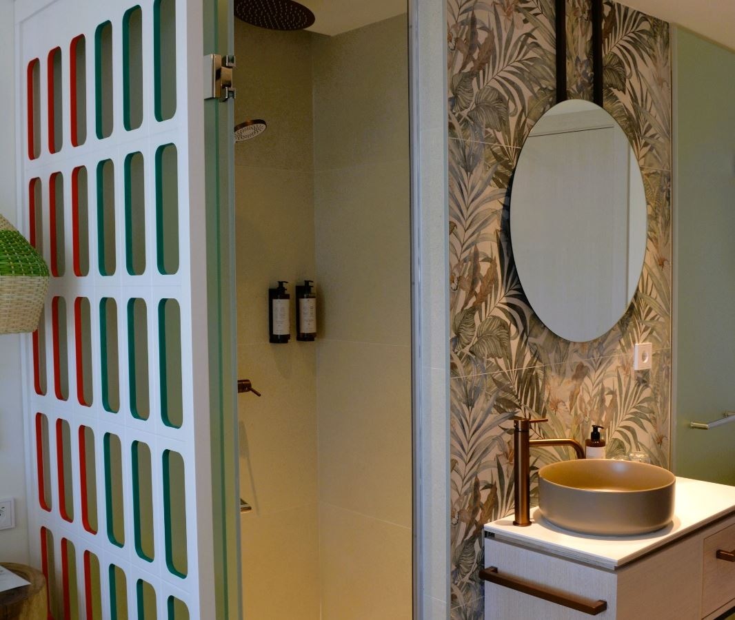 rooms-dg--golden-room