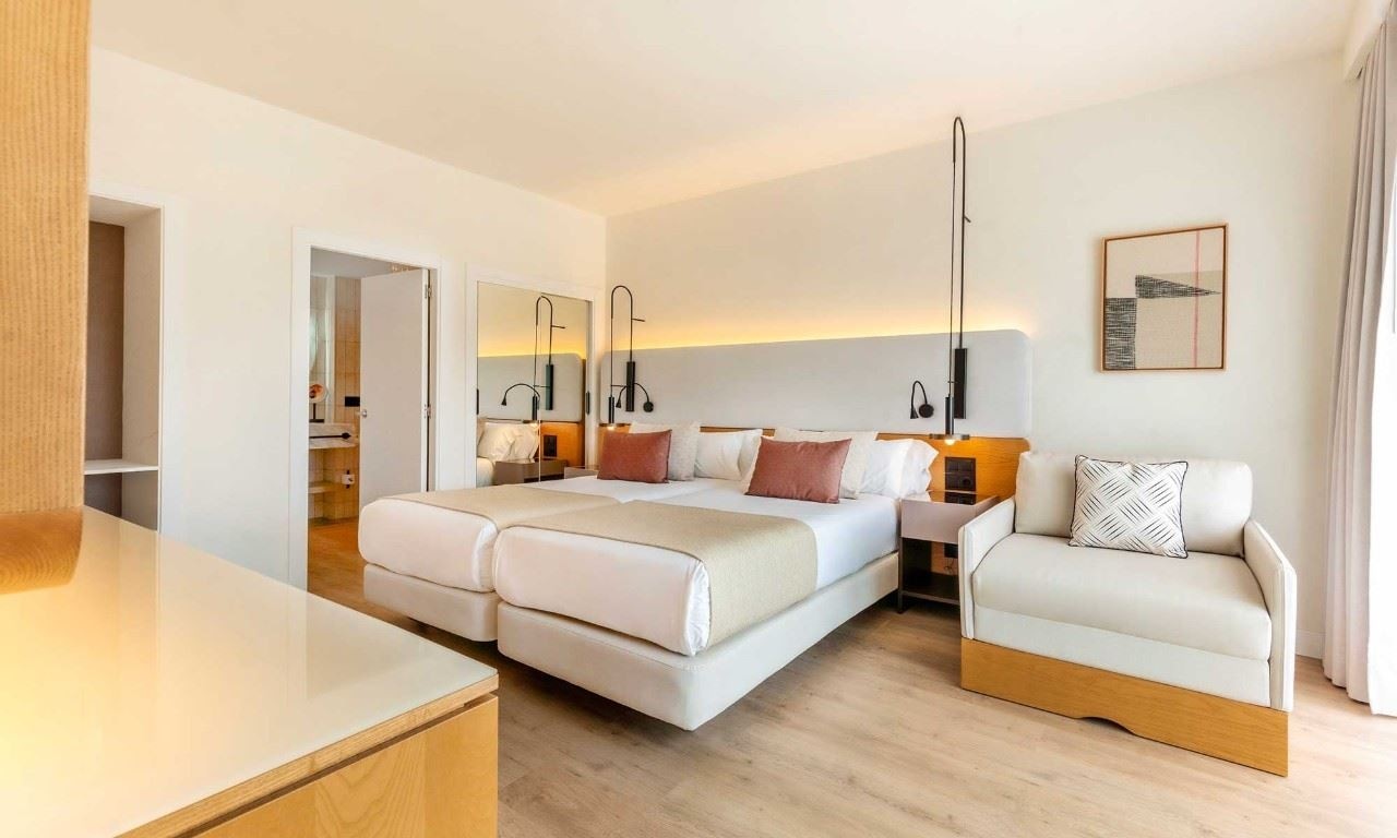 rooms-xg--deluxe-garden-view