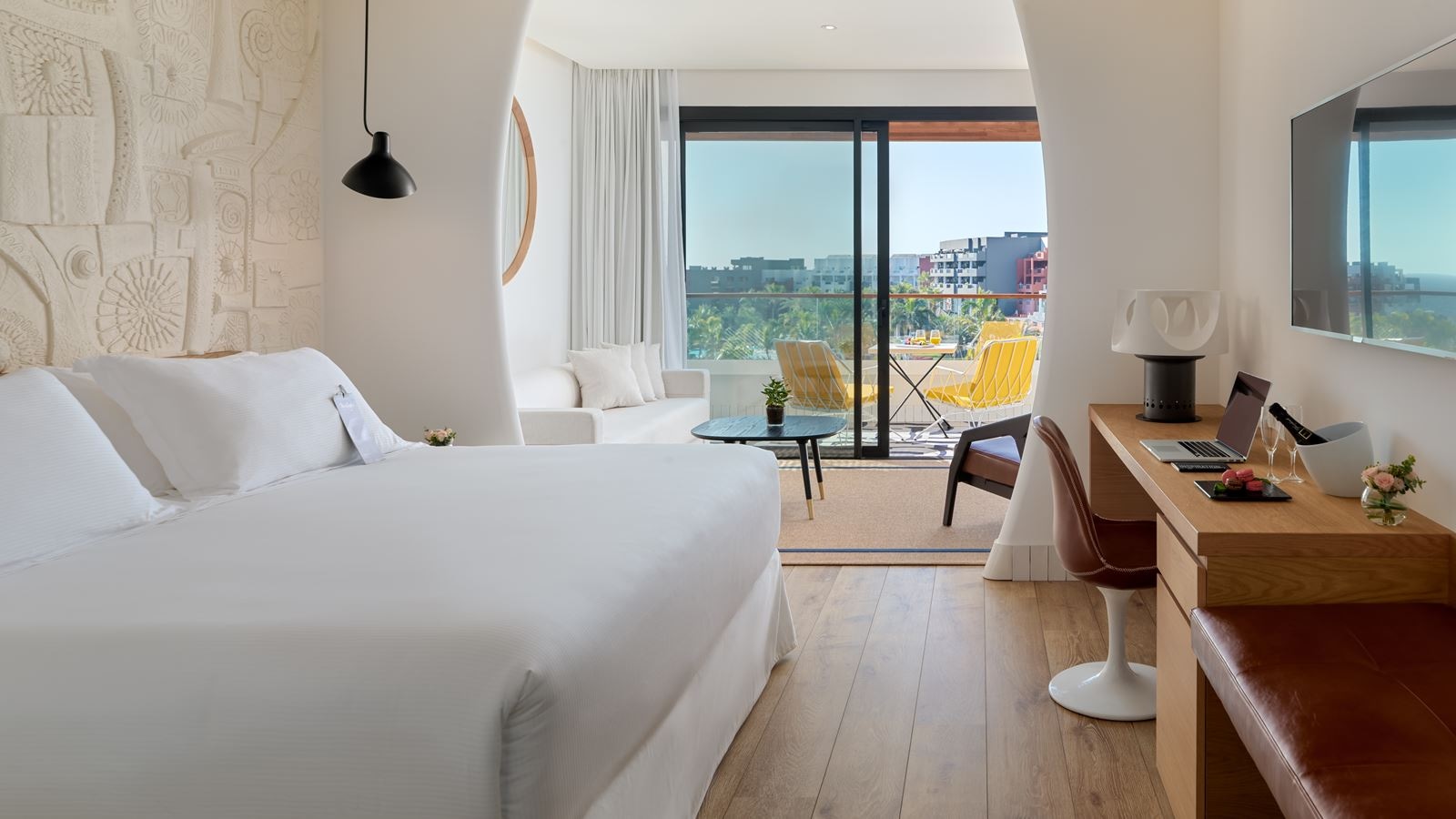 rooms-double-sea-view-with-balcony-or-terrace