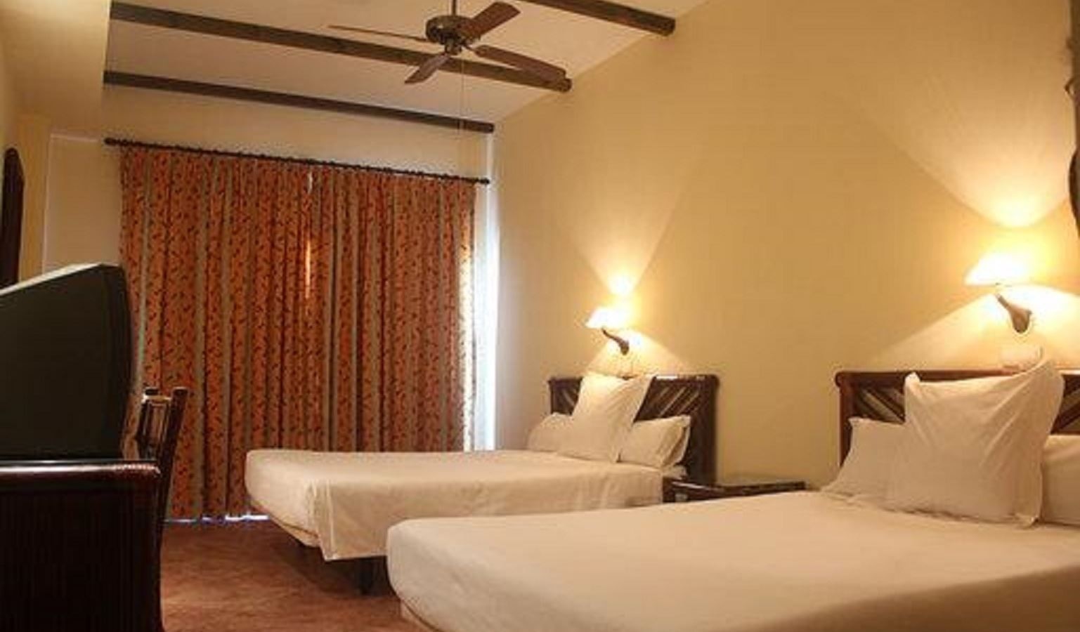 rooms-standard-double-room-with-child