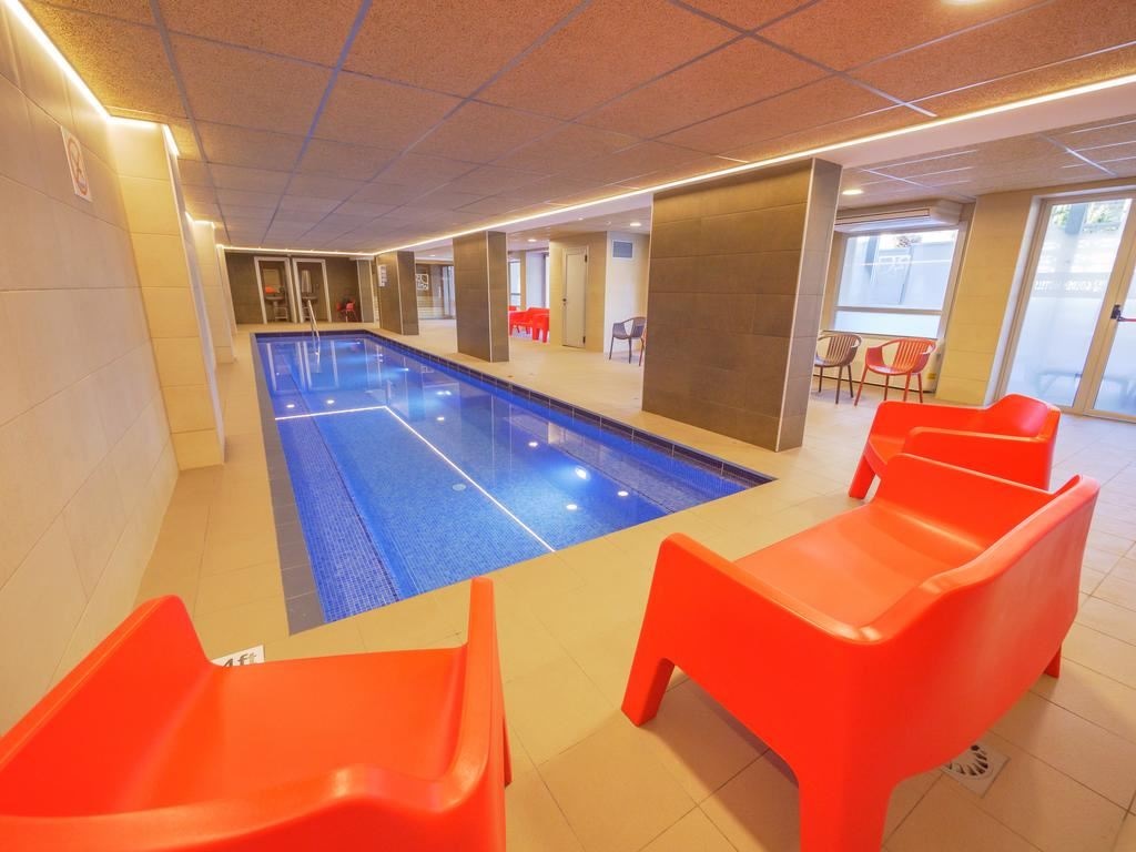 pools-indoor-pool
