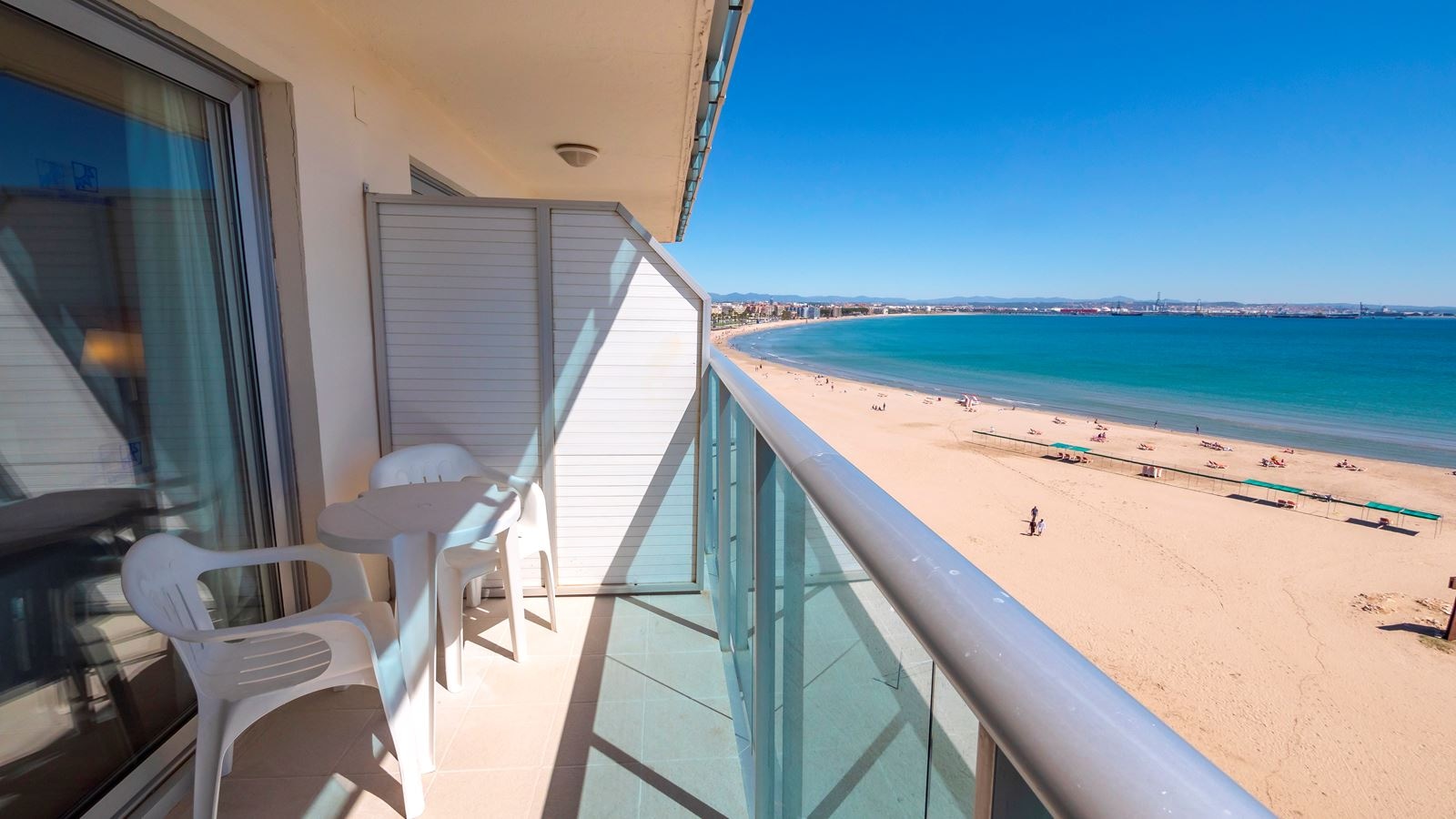 rooms-standard-sea-view-balcony-or-terrace